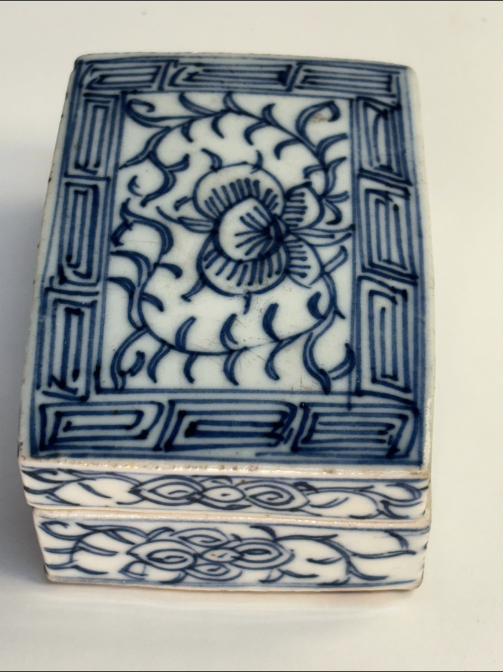 Blue and White Flower Ceramic Ink box mid-Qing Dynasty - Image 6